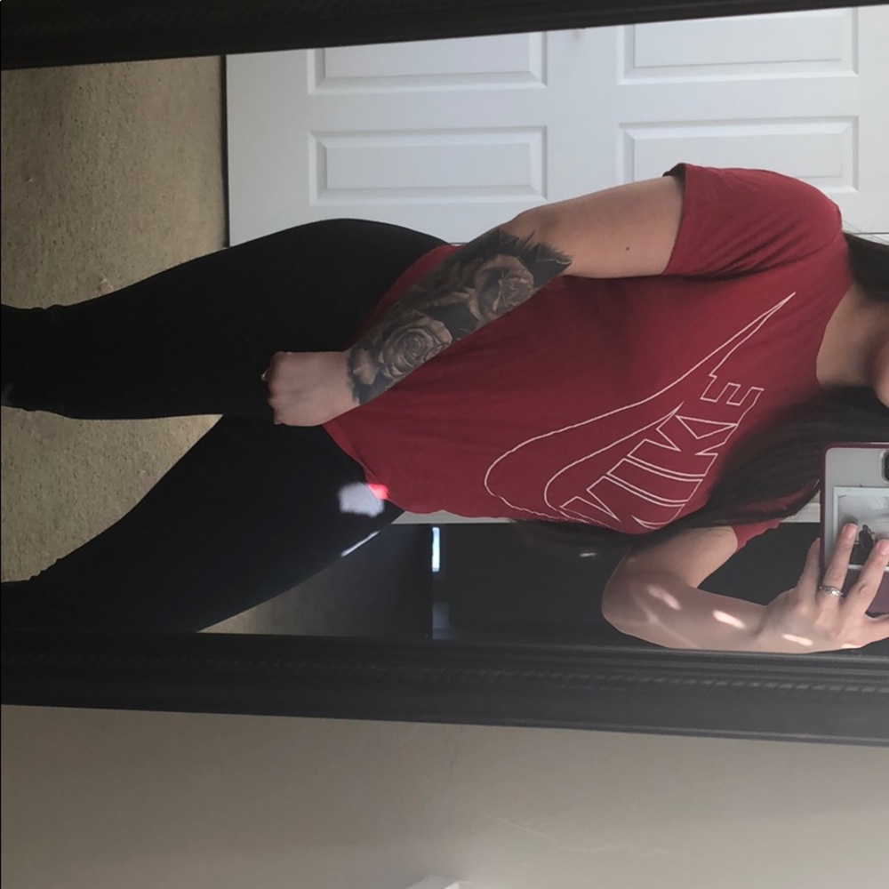 NIKE TEE